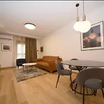 Διαμέρισμα Premium With Garage